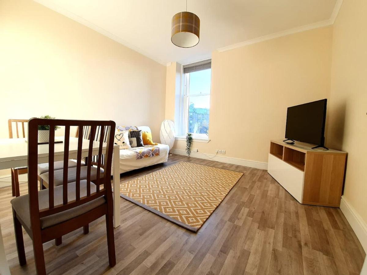 Gorgeous, Light & Airy Apartment In The Heart Of The West End, Close To Sec And Hydro グラスゴー エクステリア 写真